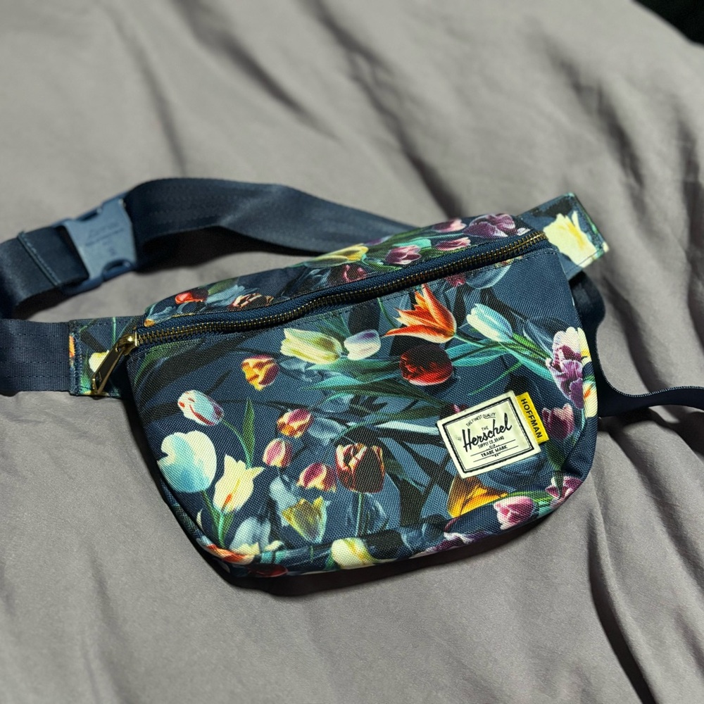 Herschel Floral Fanny Pack (Hoffman Series)